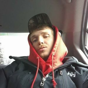 Meet your Posher, Dylan